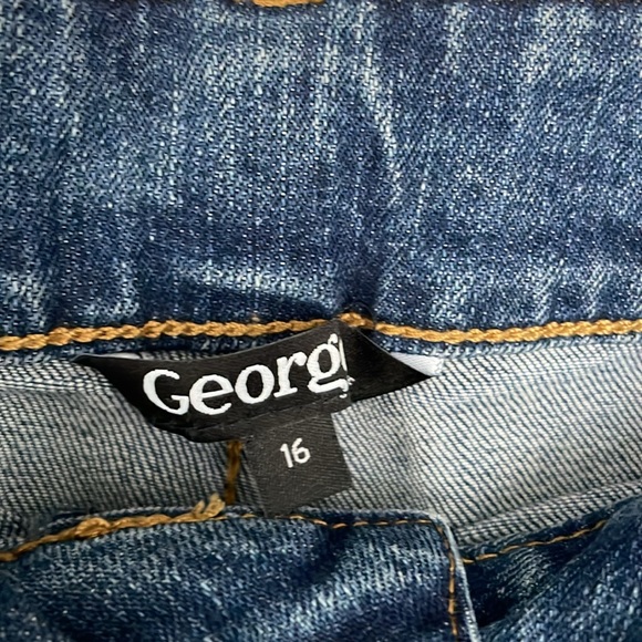 Ladies Denim Shorts size 16 - Picture 3 of 4